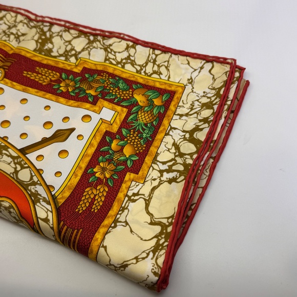 Vintage Hermes "Carpe Diem" Silk Scarf Carre 90, by Joachim Metz in 1994 - Picture 8 of 9